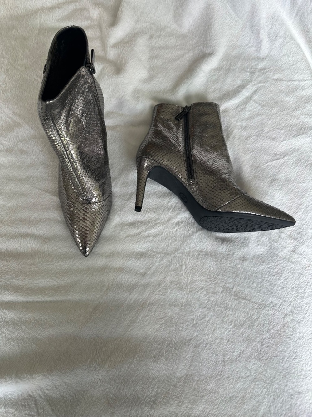 Michael Kors Boots - Picture 2 of 4